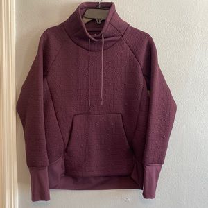 Athleta jacquard funnel neck pullover size Xs euc